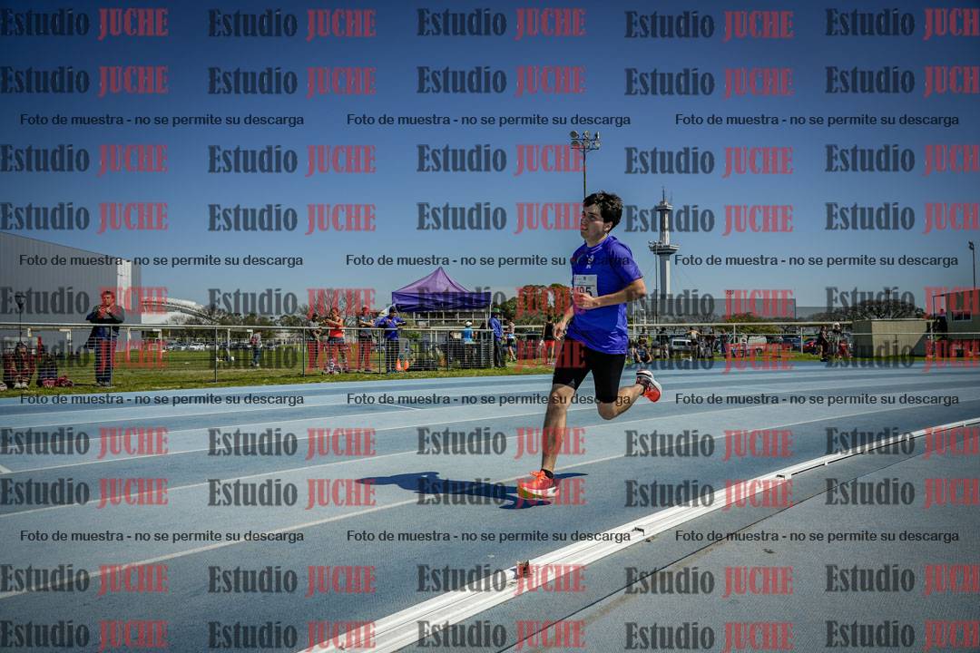 Fotos de los 800 m llanos de varones