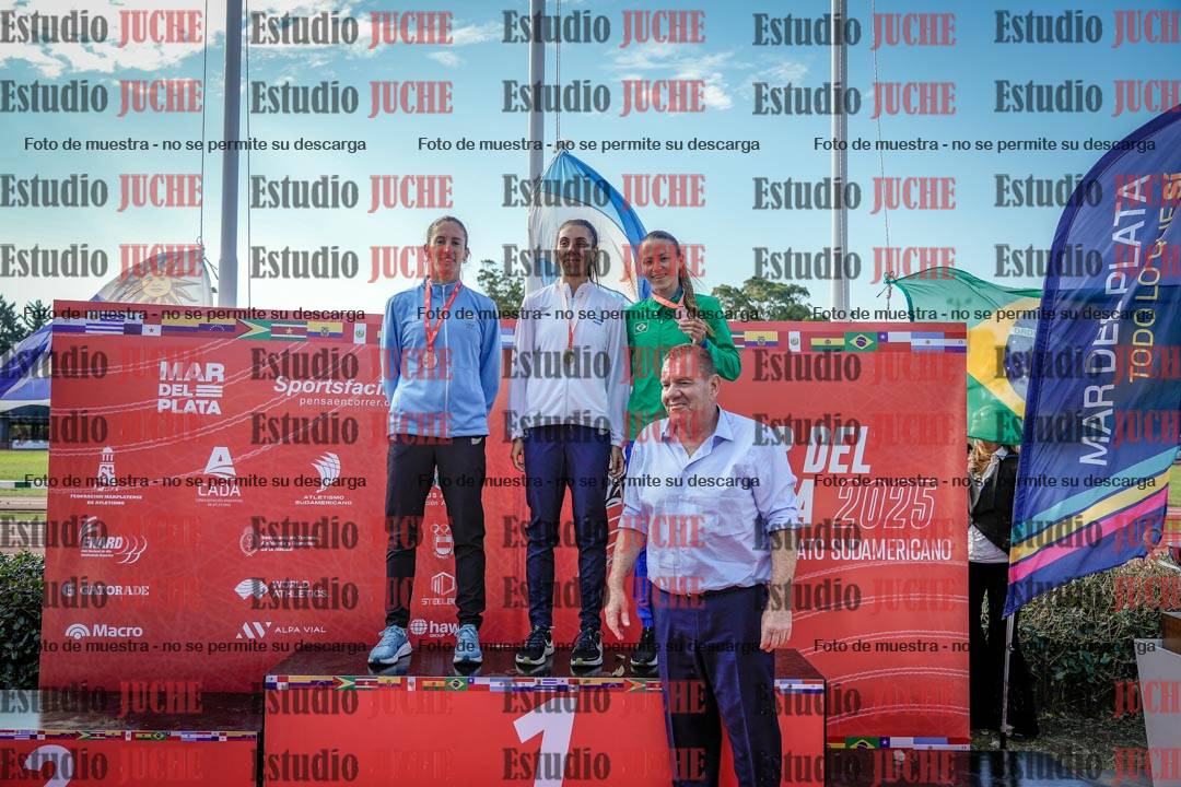 Fotos de algunos extras y podios del día 1