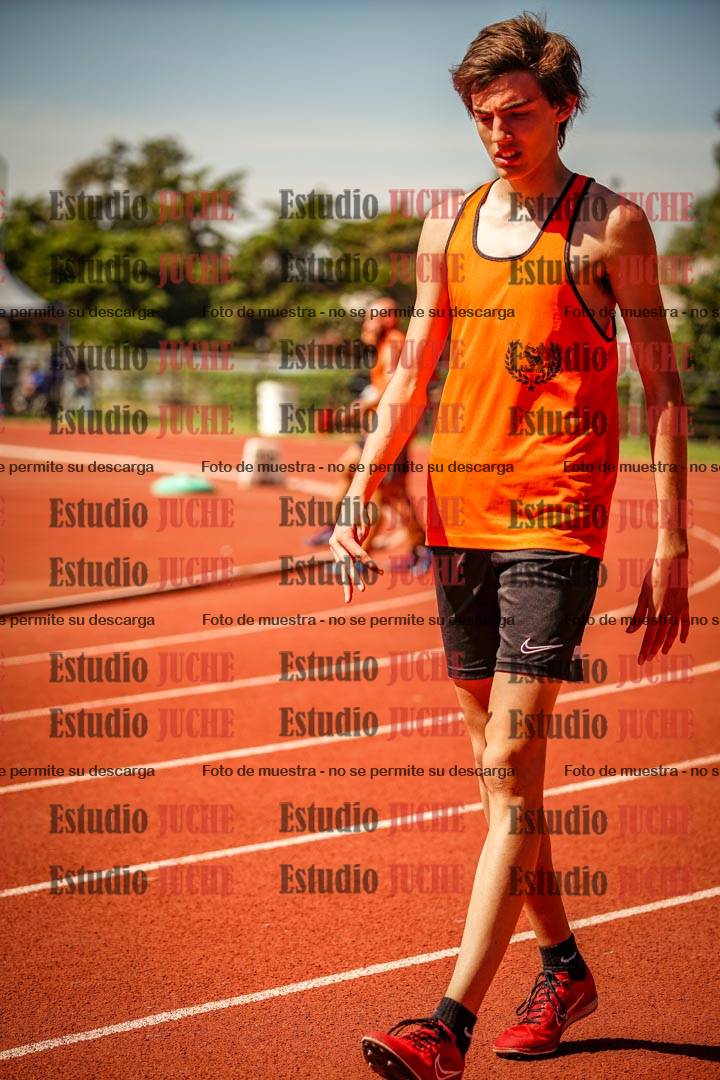 Fotos de los 400 m llanos de varones