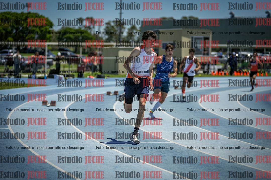 Fotos de los 400 m con vallas de varones