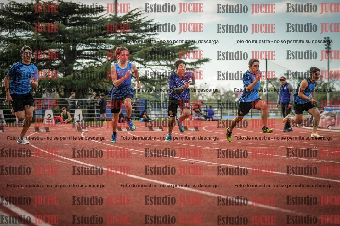 Fotos de los 100 m llanos de varones