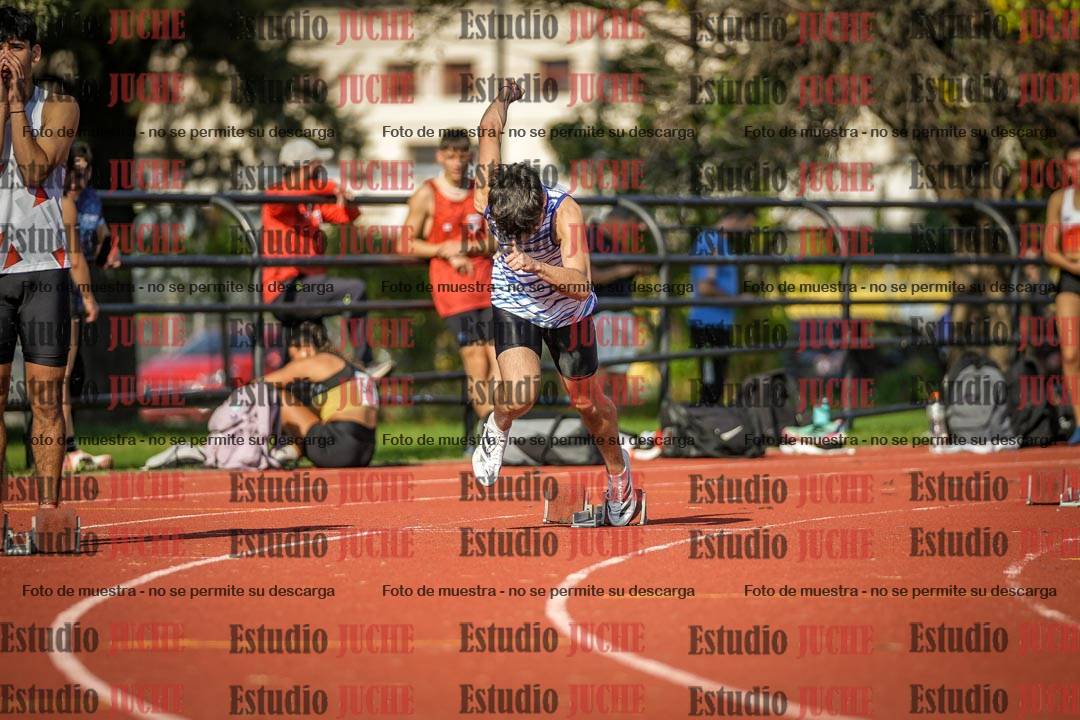 Fotos de los 200 m llanos de varones