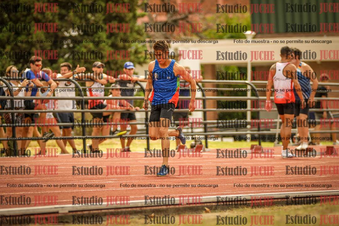 Fotos de los 100 m llanos de varones