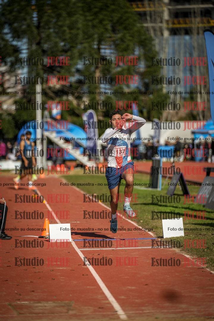 Fotos del salto triple de varones