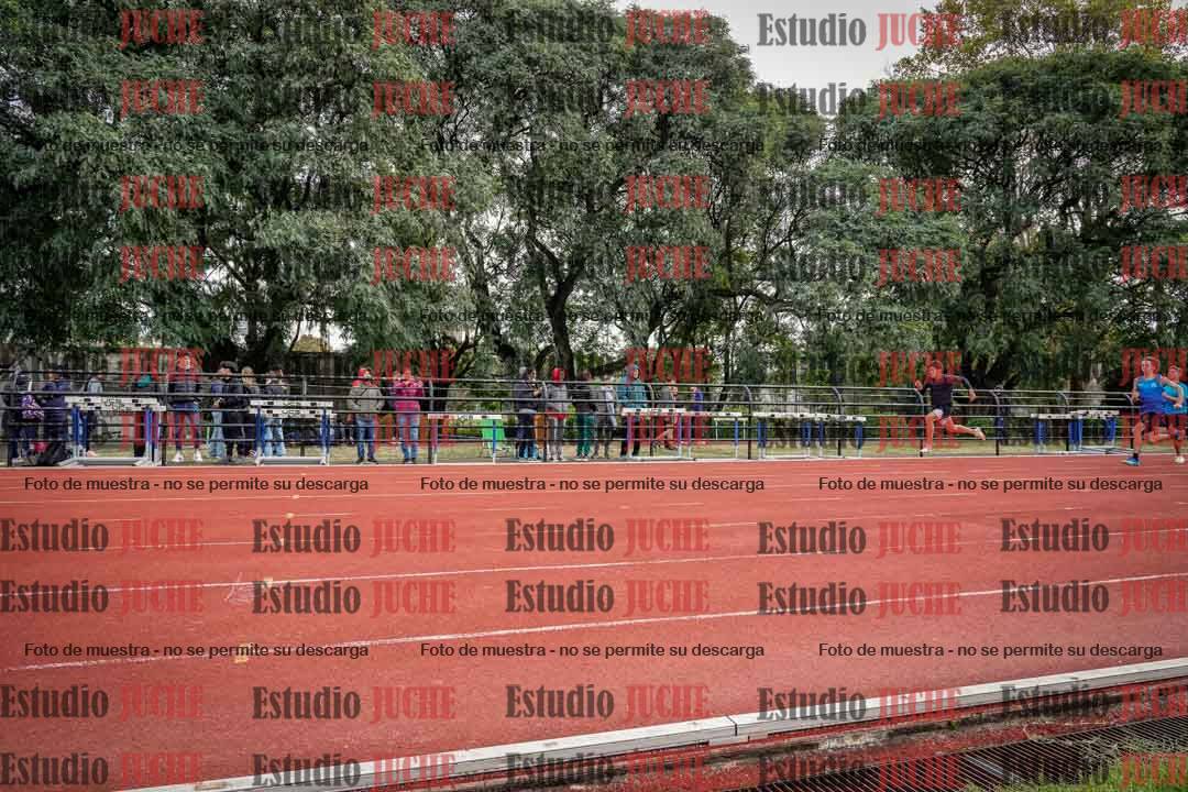 Fotos de los 100 m llanos de varones