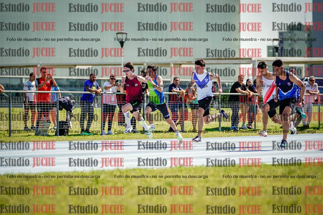 Fotos de los 100 m llanos de varones