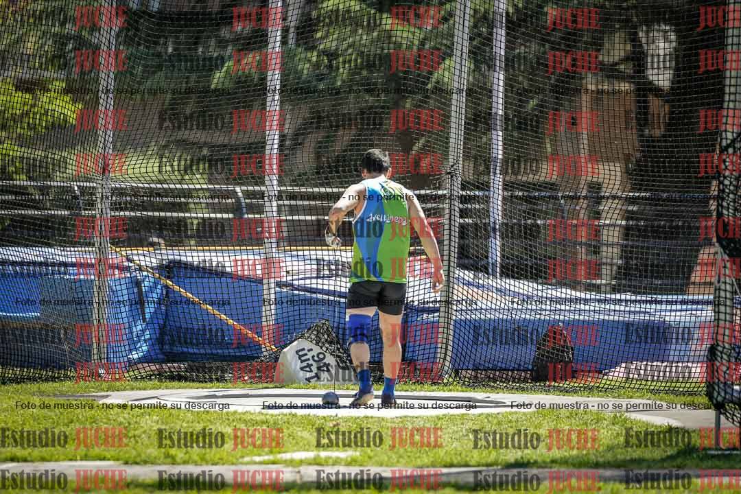 Fotos del lanzamiento de martillo de varones