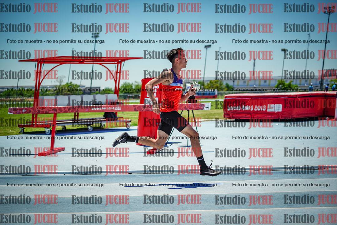 Fotos de los 400 m con vallas de varones