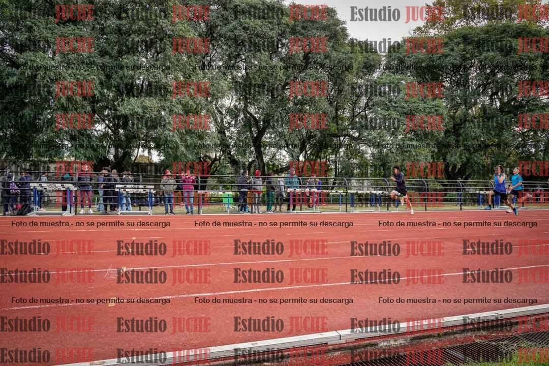 Fotos de los 100 m llanos de varones