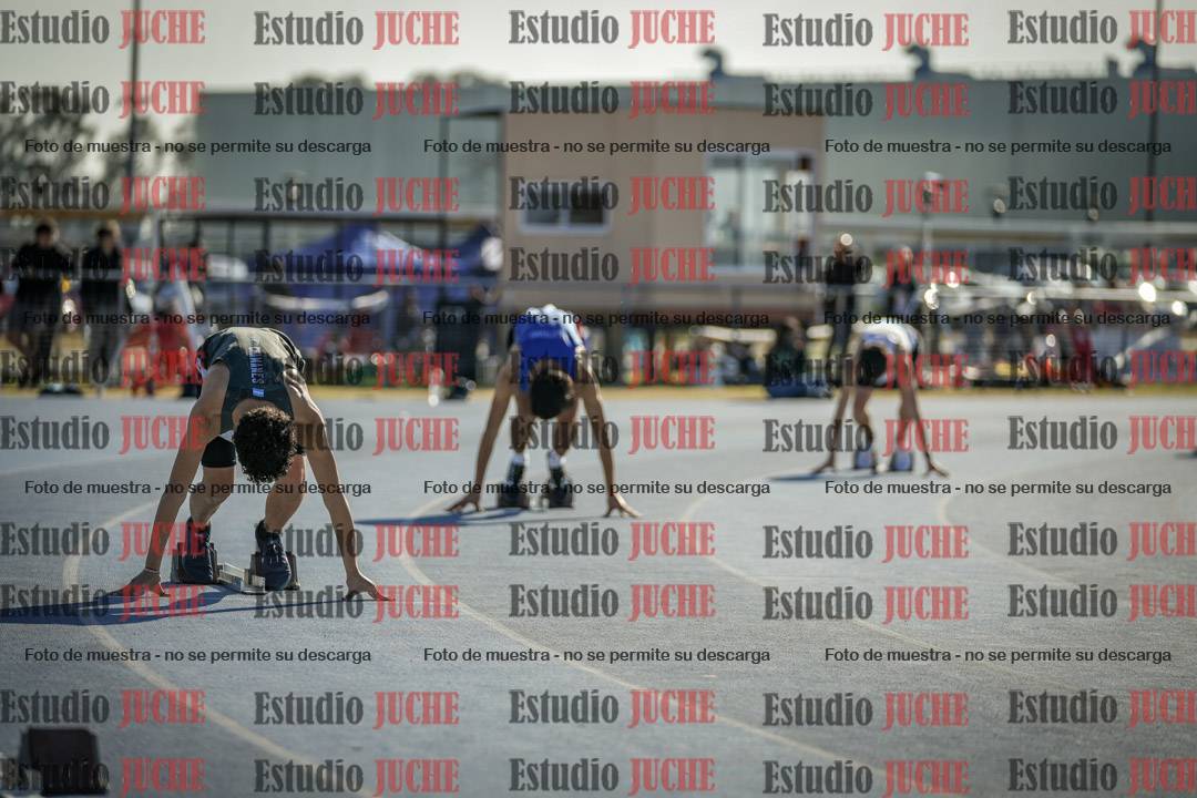 Fotos de los 400 m llanos de varones