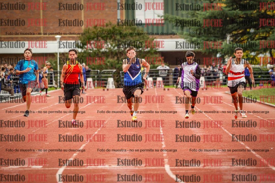 Fotos de los 100 m llanos de varones
