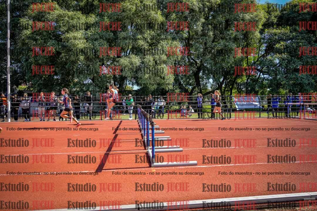 Fotos de los 100 m con vallas de mujeres