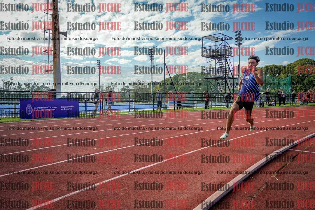 Fotos de los 200 m llanos de varones