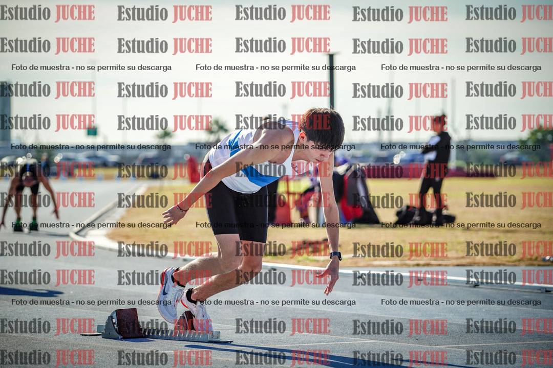 Fotos de los 400 m llanos de varones