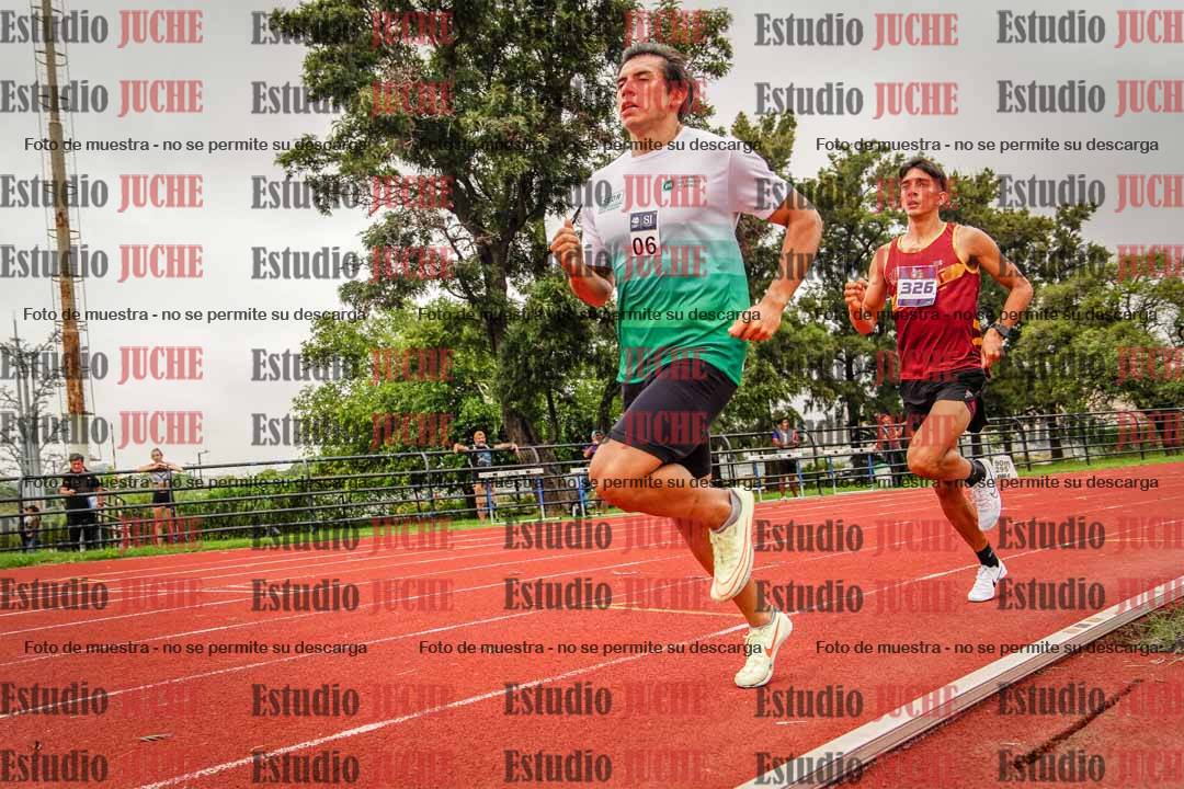 Fotos de los 800 m llanos de varones