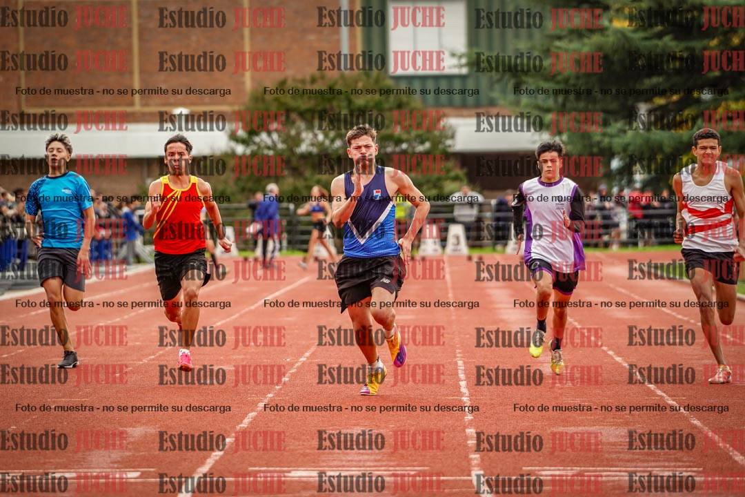 Fotos de los 100 m llanos de varones