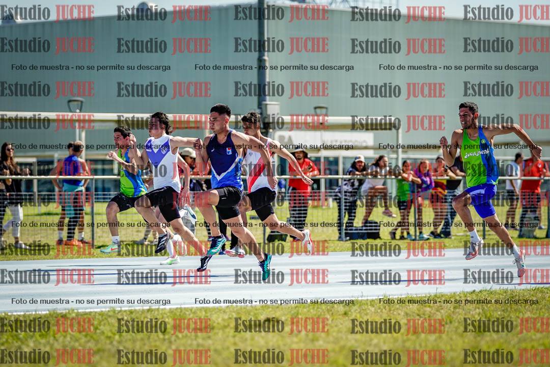 Fotos de los 100 m llanos de varones