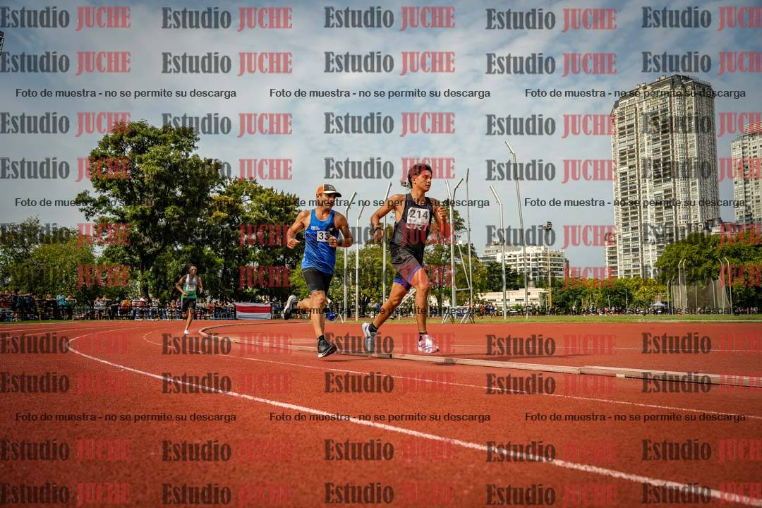 Fotos de los 3000 m llanos de varones