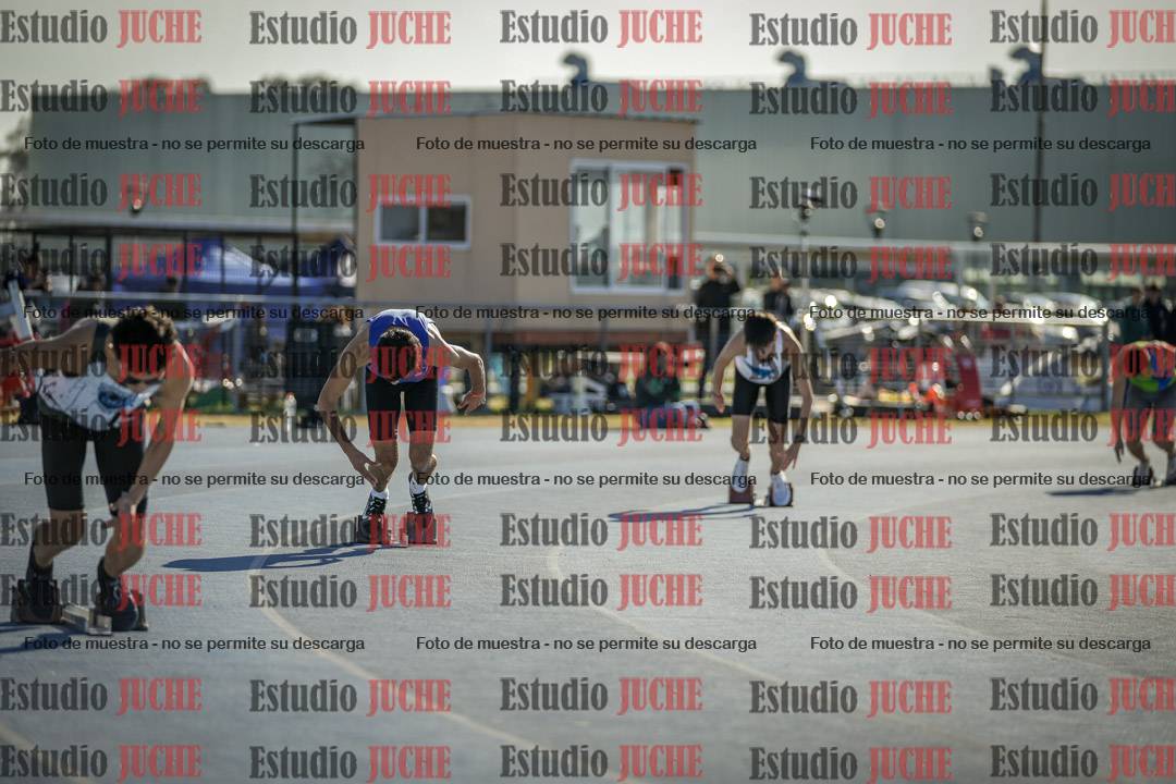 Fotos de los 400 m llanos de varones