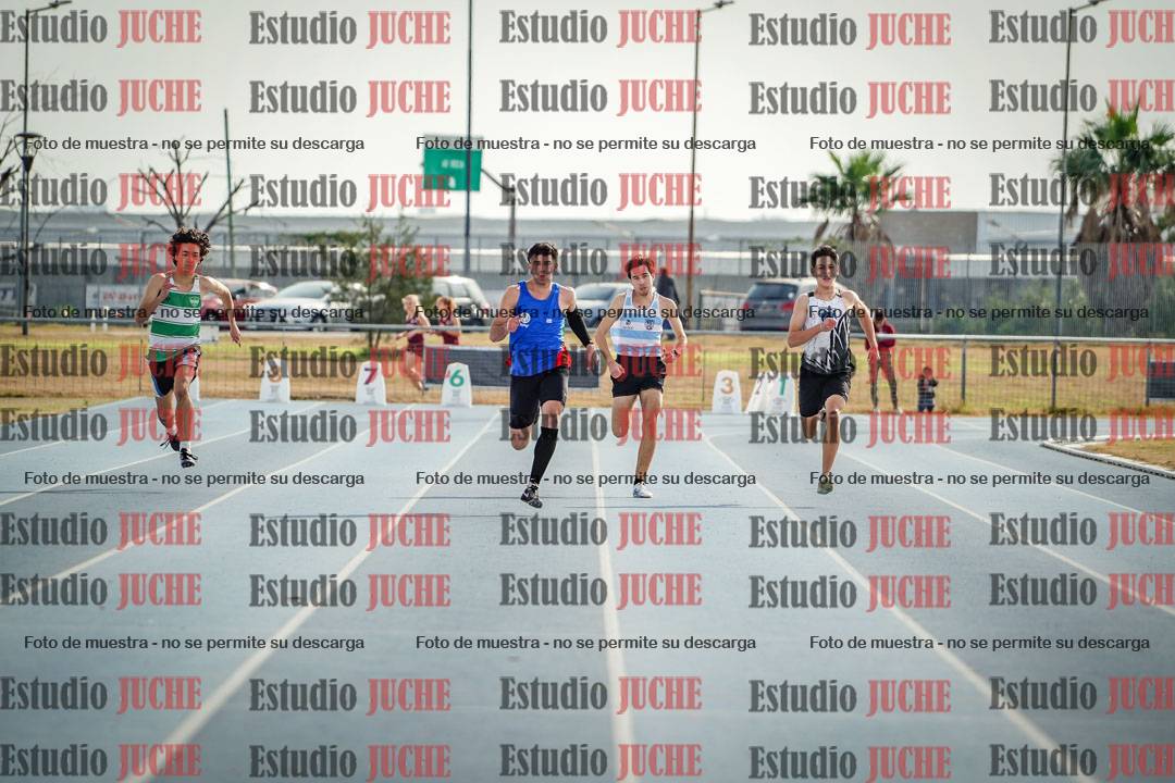 Fotos de los 200 m llanos de varones
