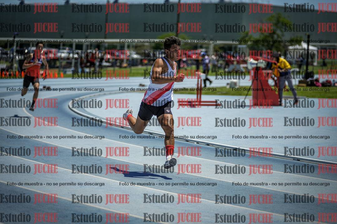 Fotos de los 400 m con vallas de varones