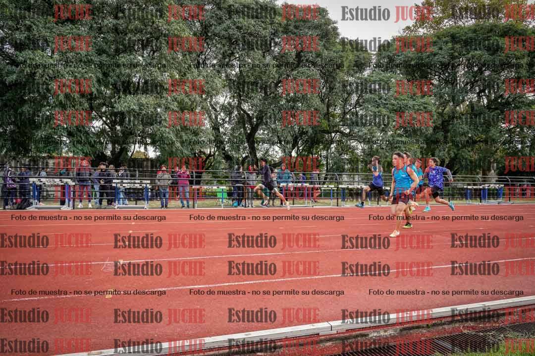 Fotos de los 100 m llanos de varones