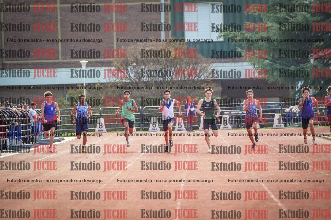 Fotos de los 200 m llanos de varones