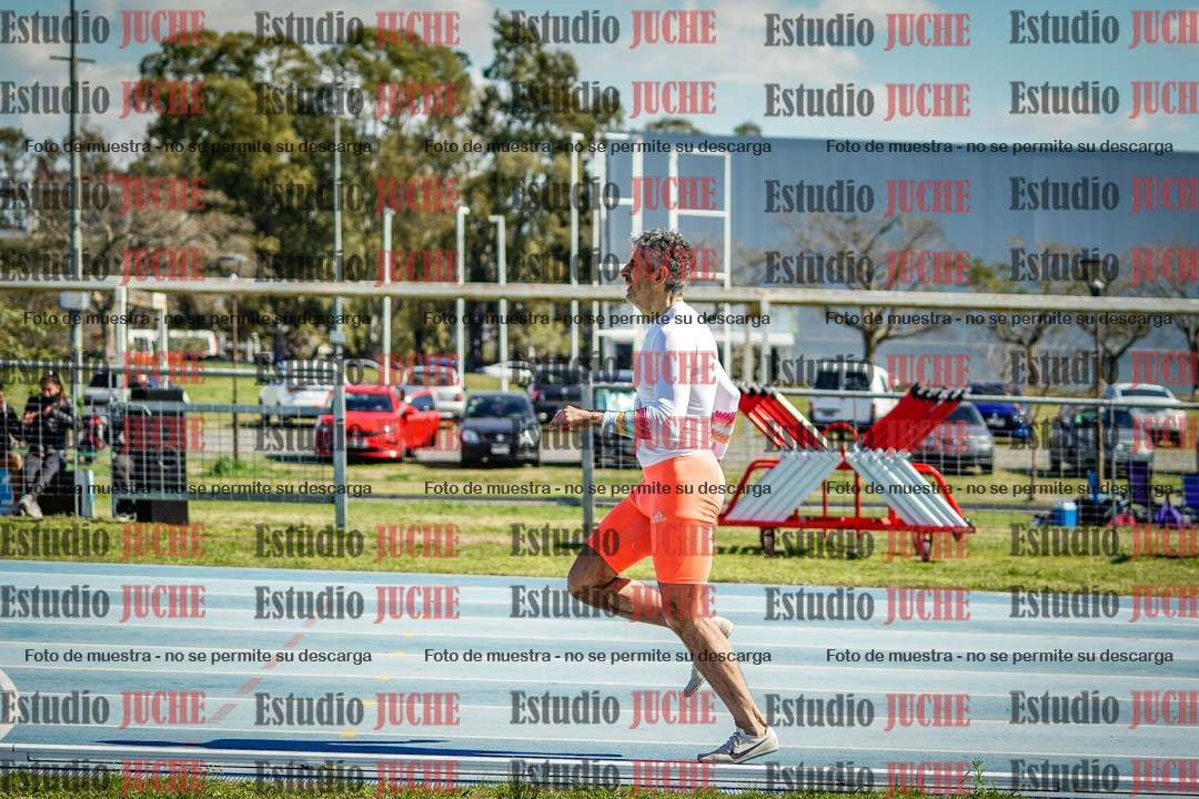 Fotos de los 800 m llanos de varones