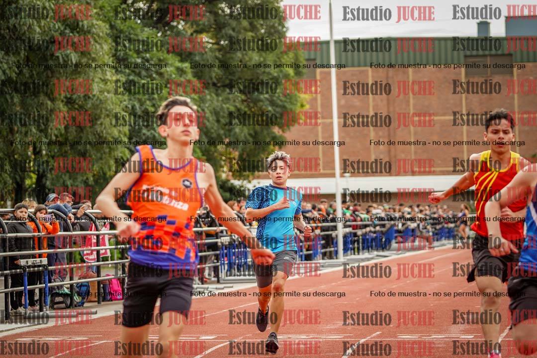 Fotos de los 100 m llanos de varones