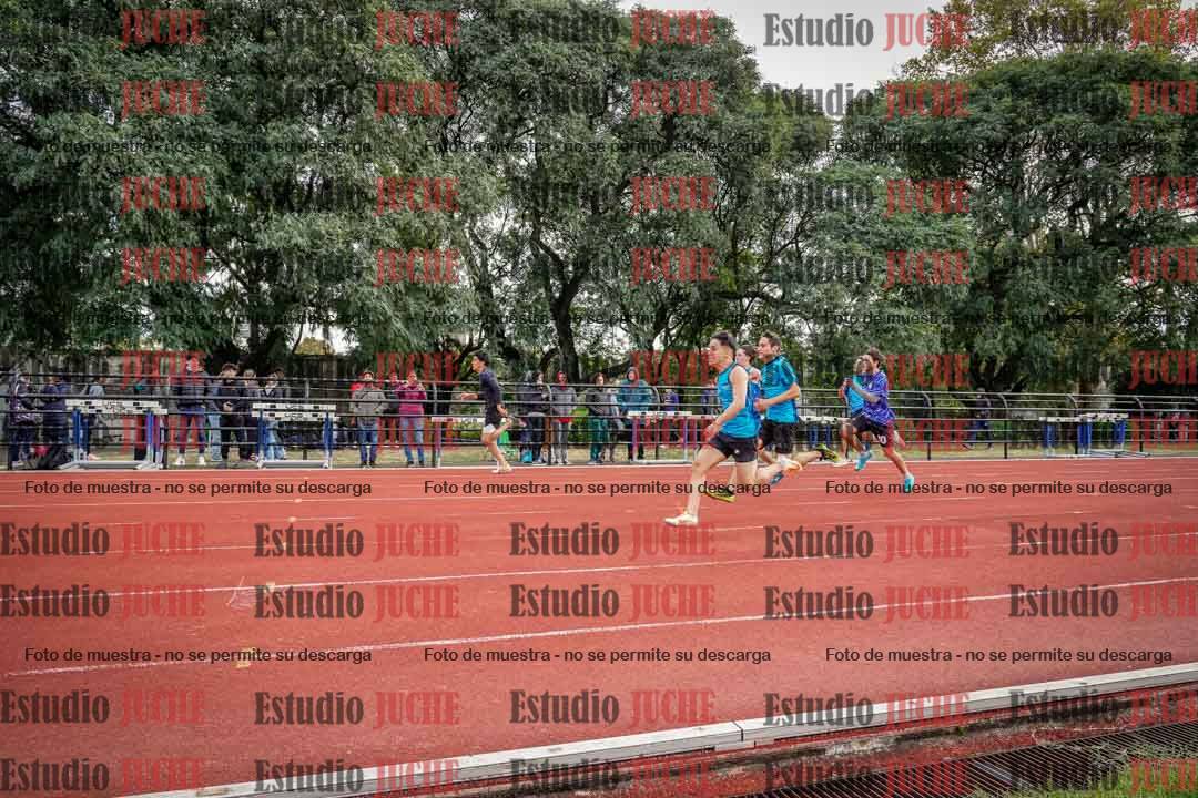 Fotos de los 100 m llanos de varones