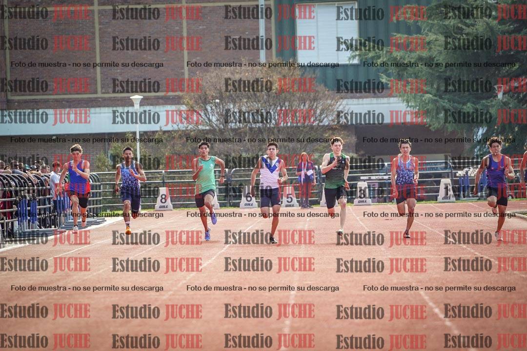 Fotos de los 200 m llanos de varones
