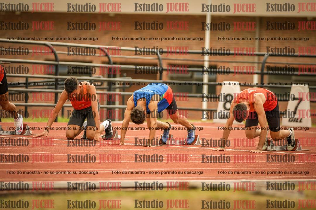 Fotos de los 100 m llanos de varones