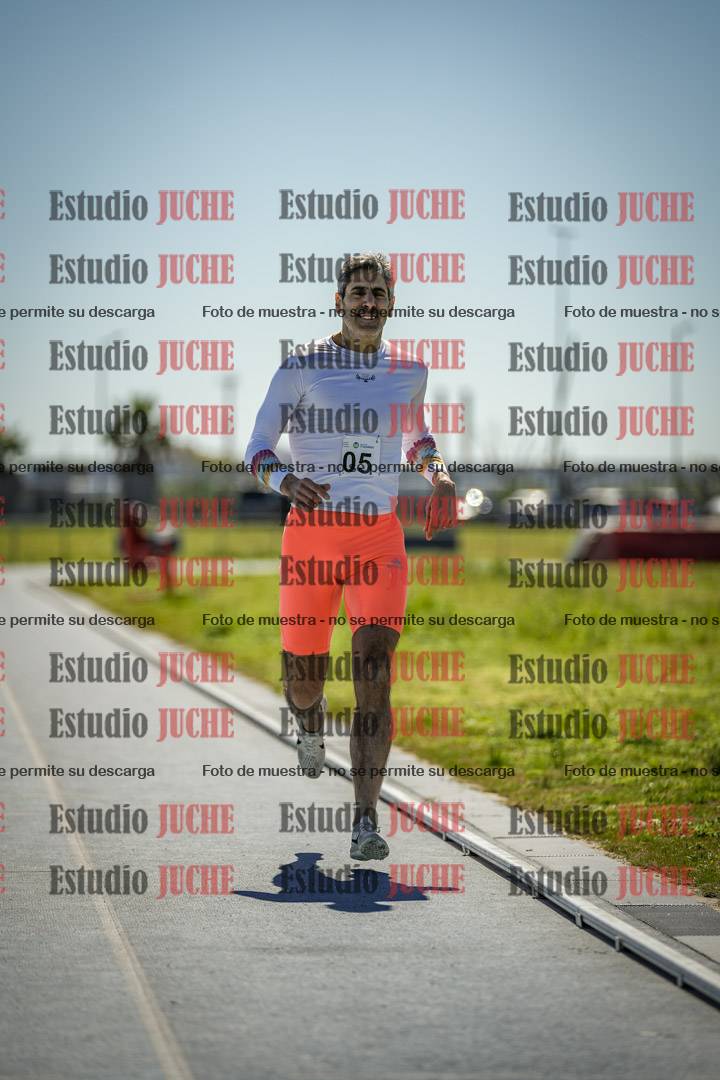 Fotos de los 800 m llanos de varones