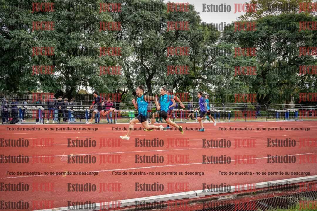 Fotos de los 100 m llanos de varones
