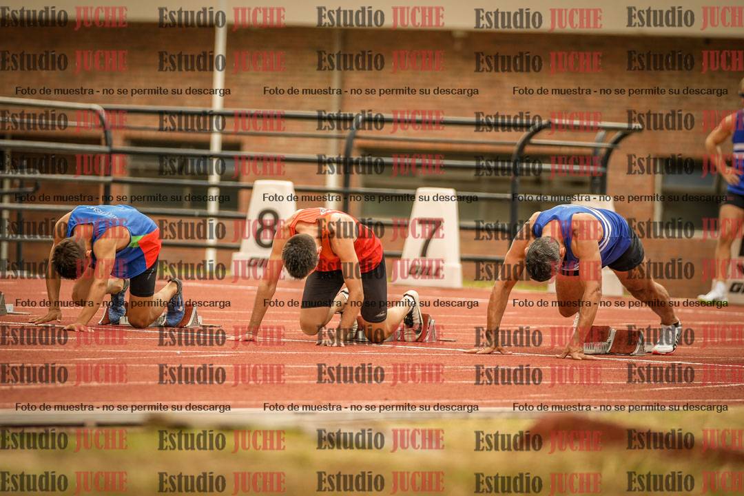Fotos de los 100 m llanos de varones