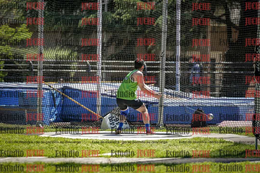 Fotos del lanzamiento de martillo de varones