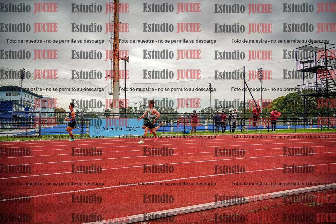 Fotos de los 200 m llanos de varones