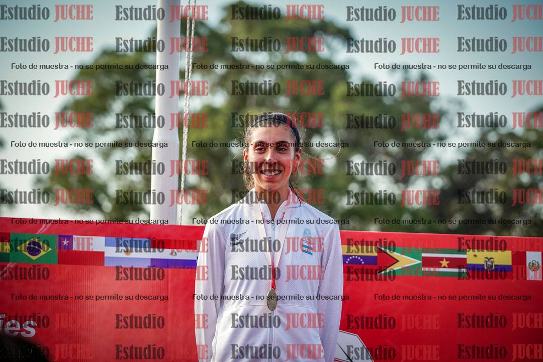 Fotos de algunos extras y podios del día 1