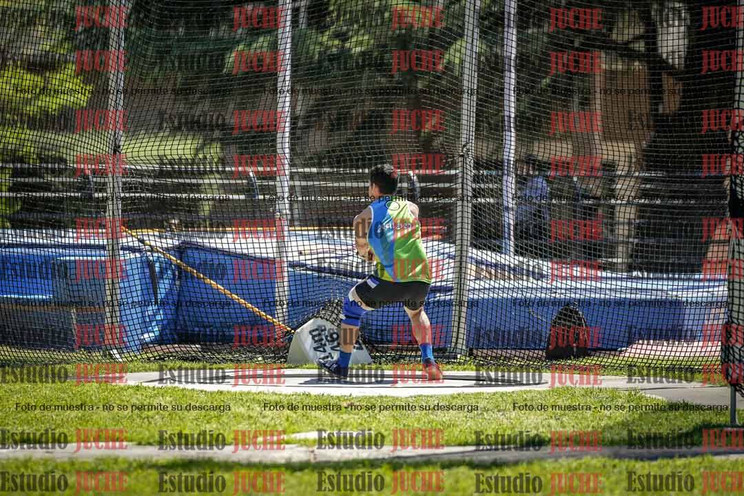Fotos del lanzamiento de martillo de varones