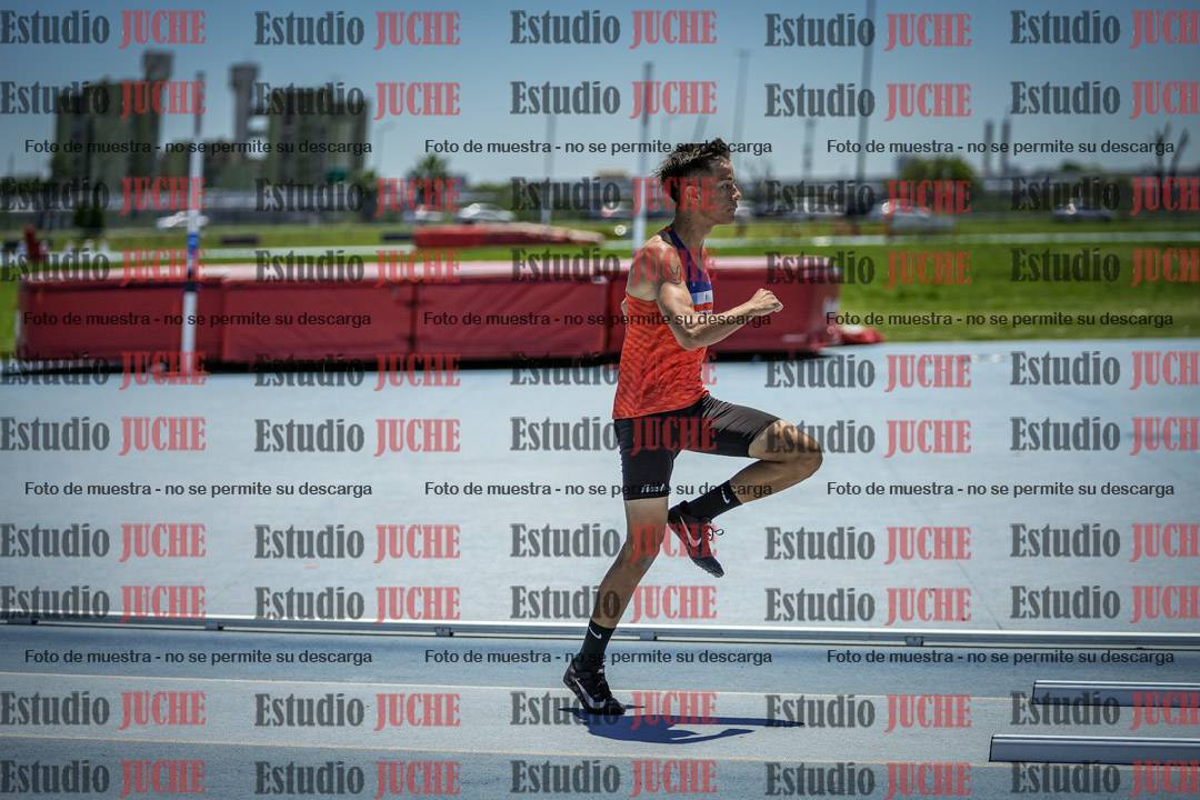 Fotos de los 400 m con vallas de varones