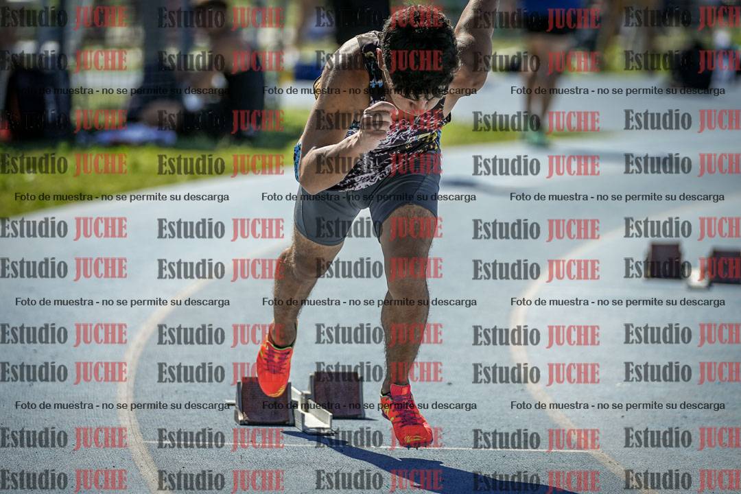 Fotos de los 400 m llanos de varones