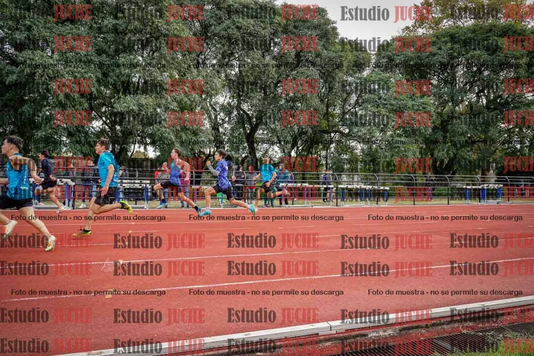 Fotos de los 100 m llanos de varones