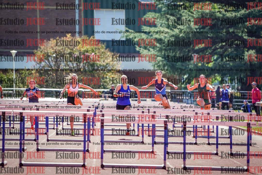 Fotos de los 100 m con vallas de mujeres