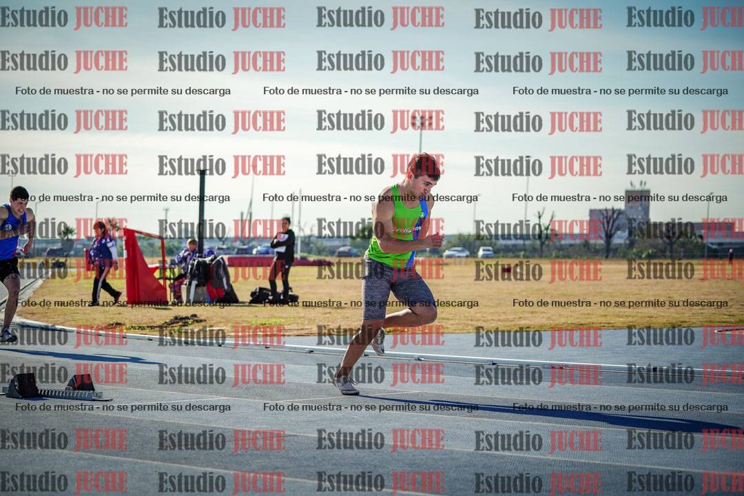 Fotos de los 400 m llanos de varones