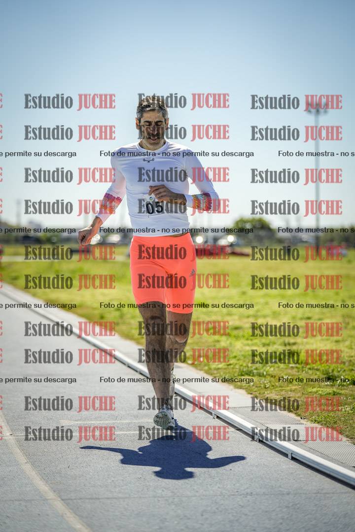 Fotos de los 800 m llanos de varones