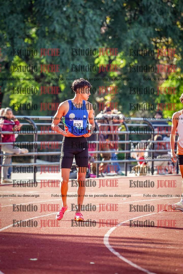 Fotos de los 800 m llanos de varones
