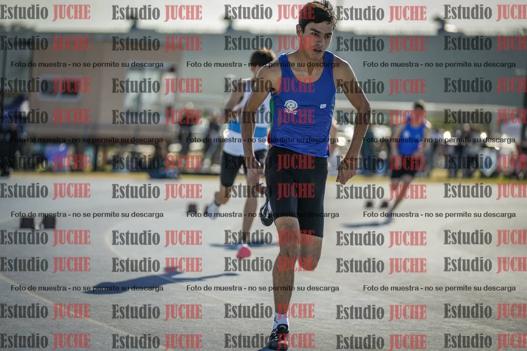 Fotos de los 400 m llanos de varones