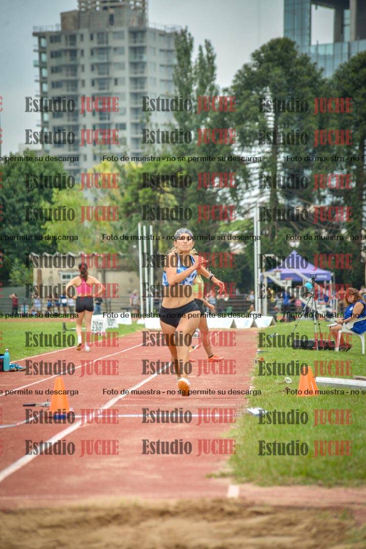 Fotos del salto triple - tabla de 8 y 10
