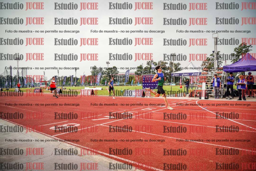 Fotos de los 400 m llanos de varones