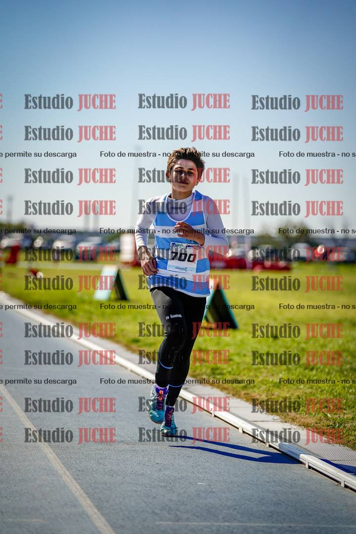 Fotos de los 1000 m llanos de varones